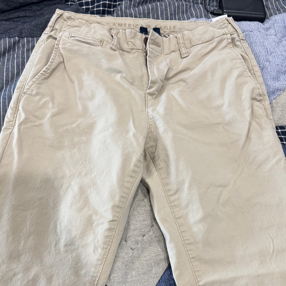 American Eagle Outfitters Men's Khaki Chinos